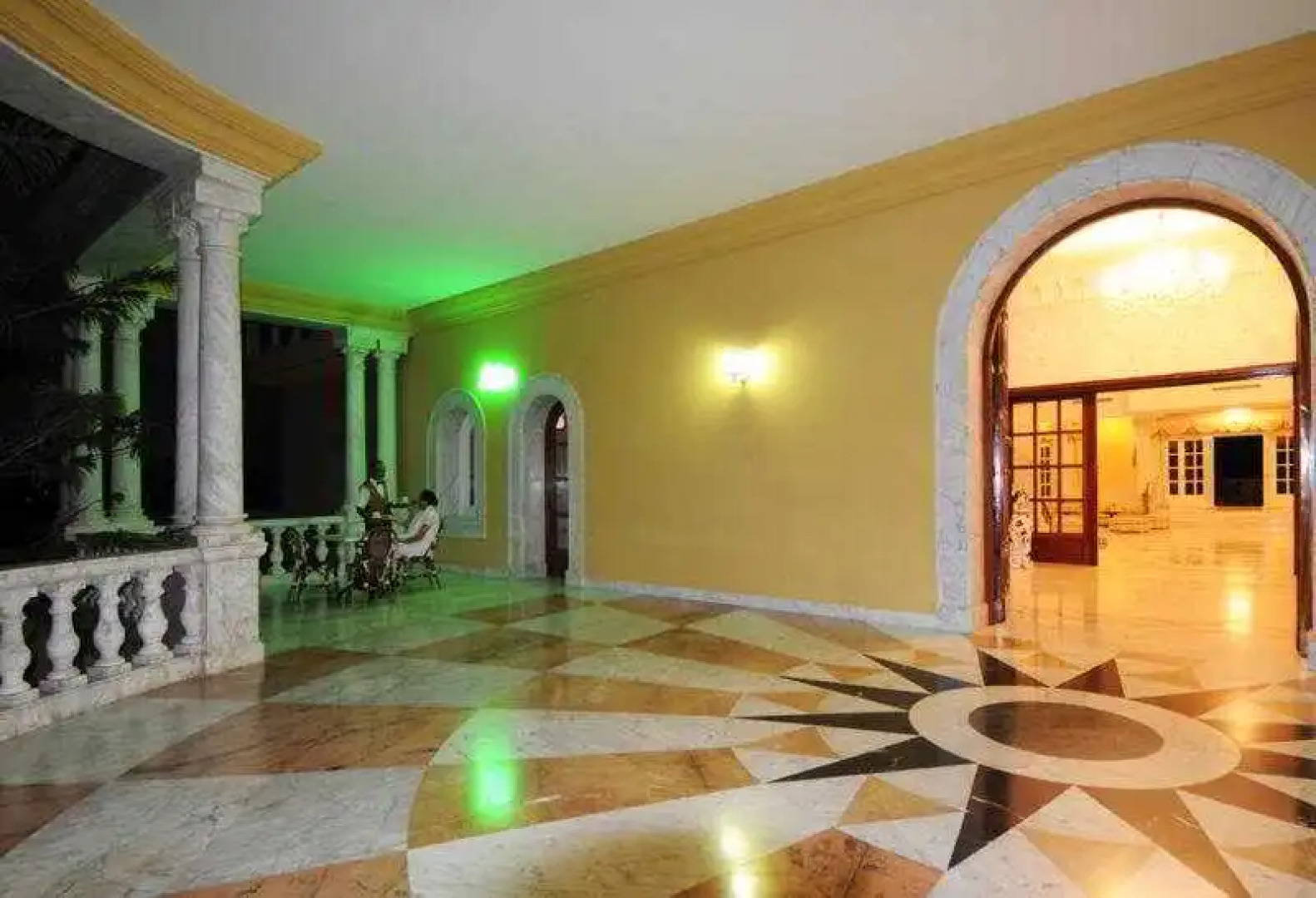 Villa Clara Hana Palace