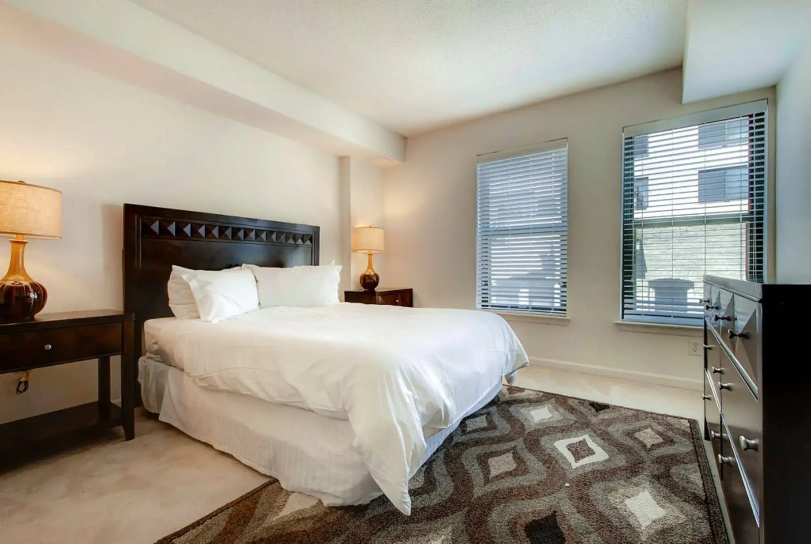 Global Luxury Suites at Thomas Circle