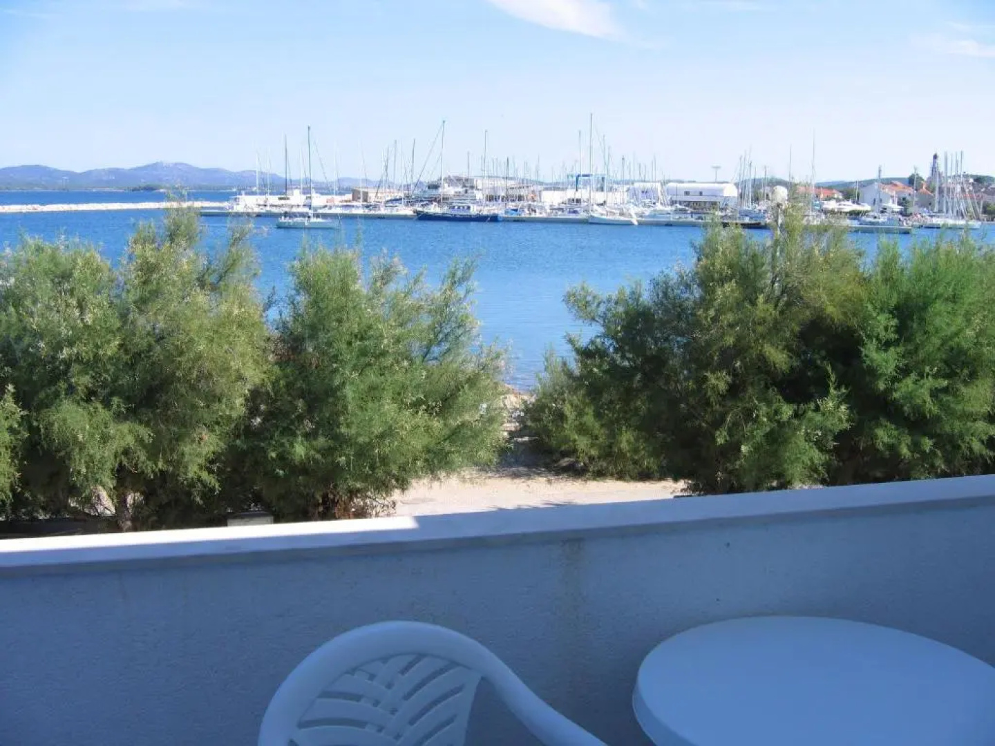 Apartments Vili Betina
