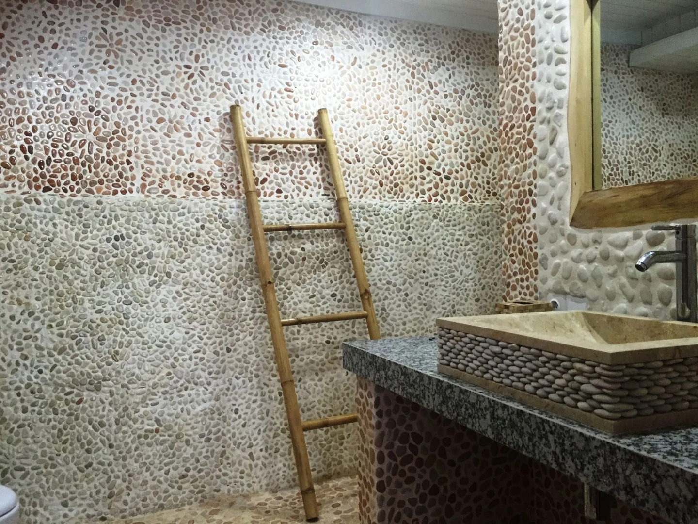 The Princess Of Mentigi Bay