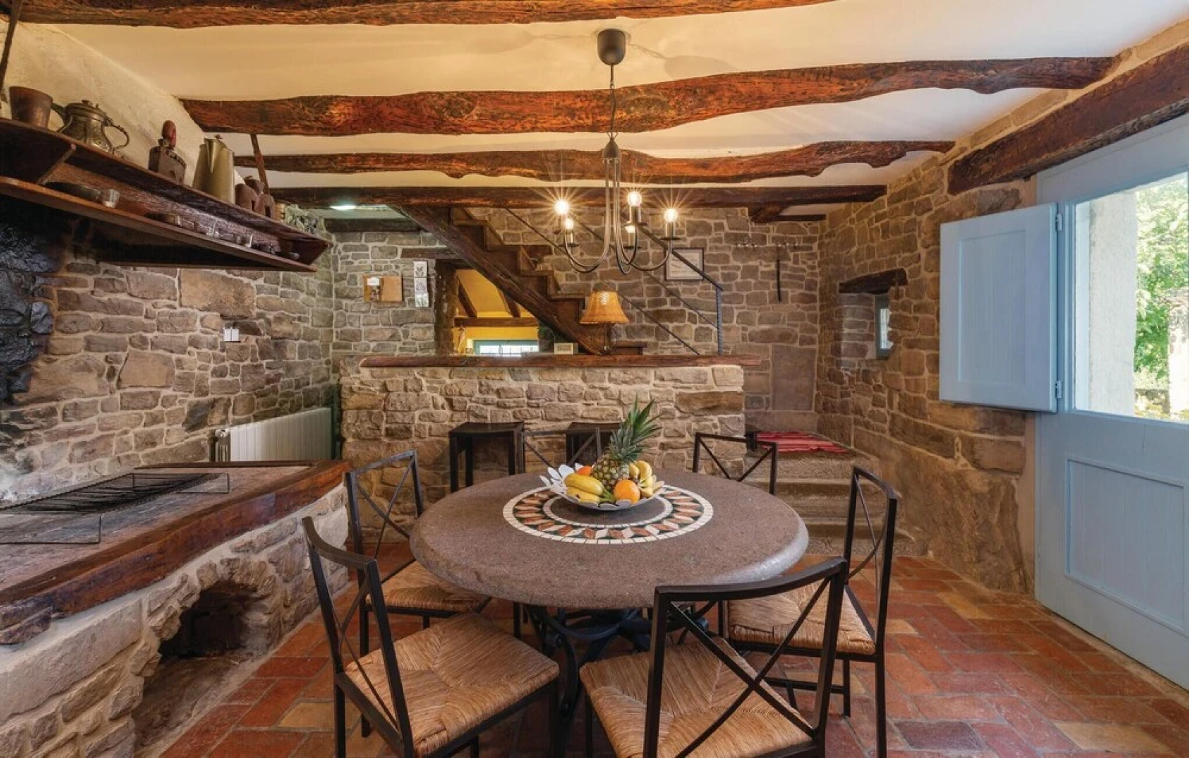 Stunning Home in Groznjan With Wifi and 3 Bedrooms