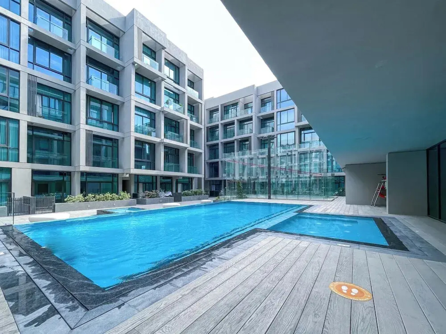 Czechin - Signature Livings