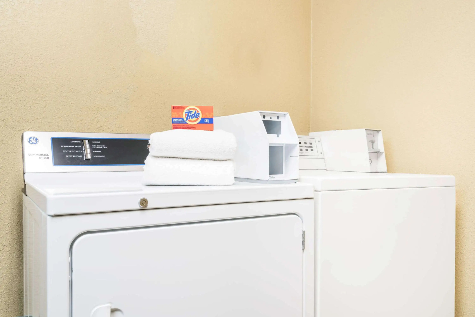 Super 8 by Wyndham Wausau