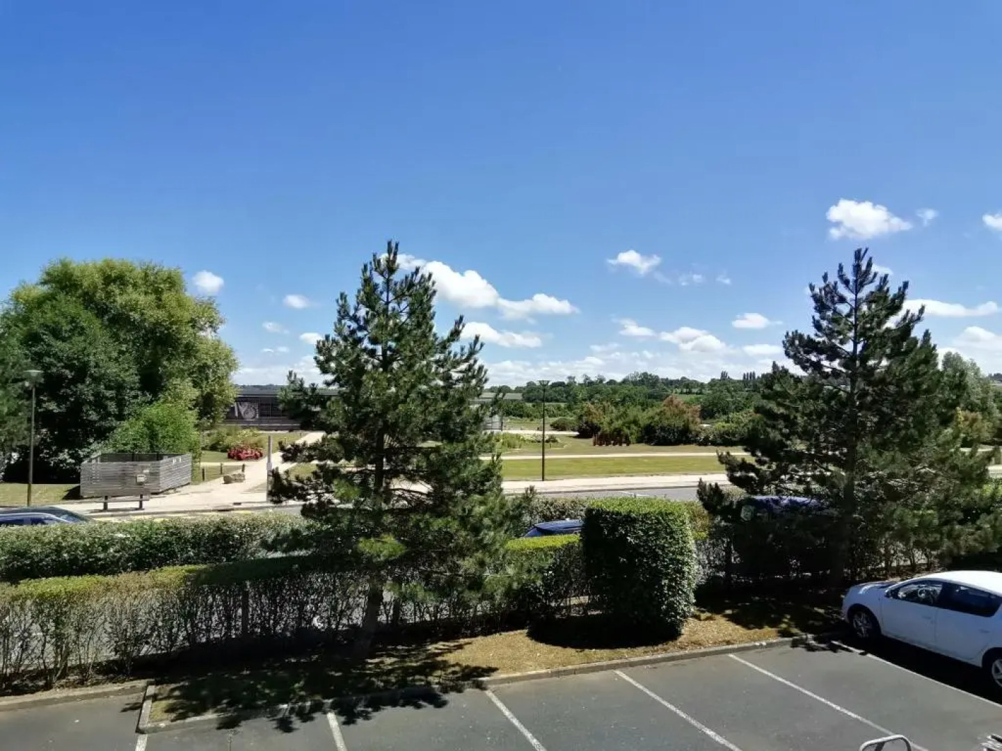 Bel Appartement face au paleospace