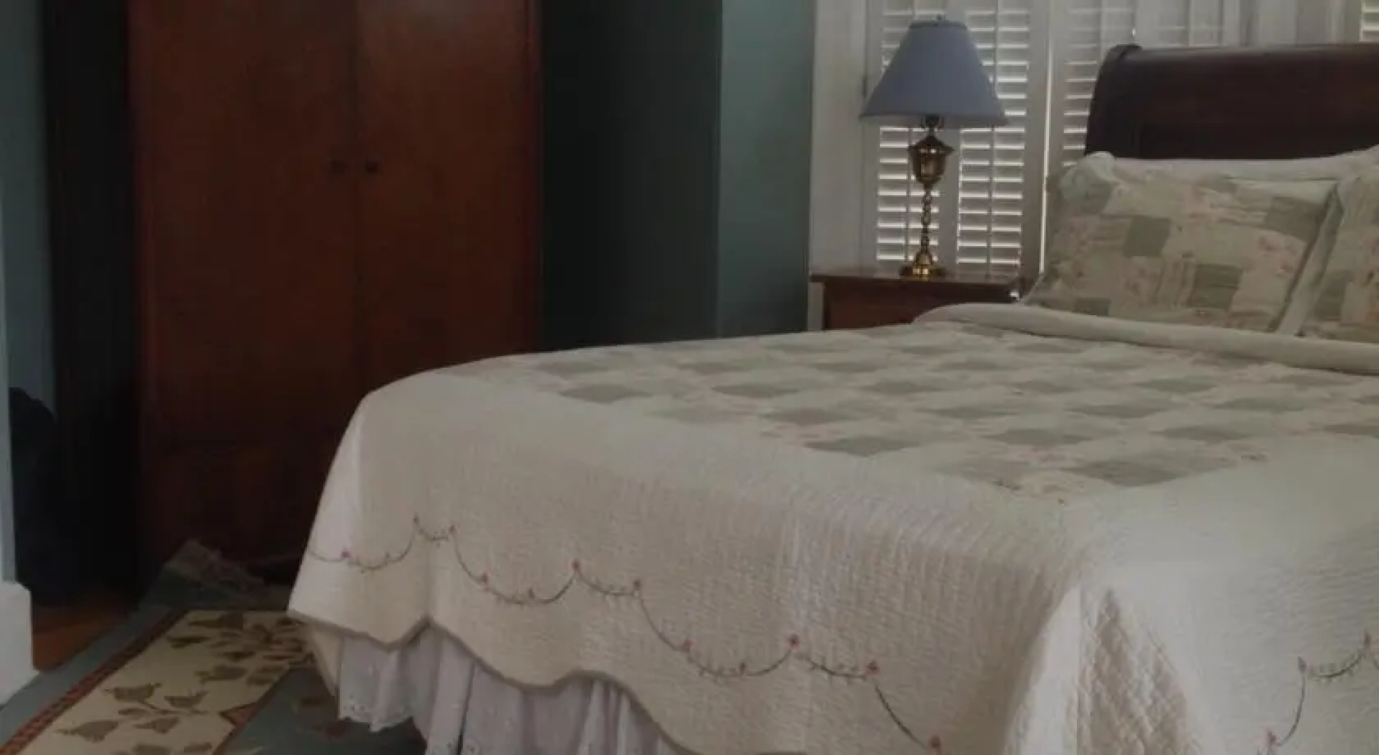 Glen Avenue Suites