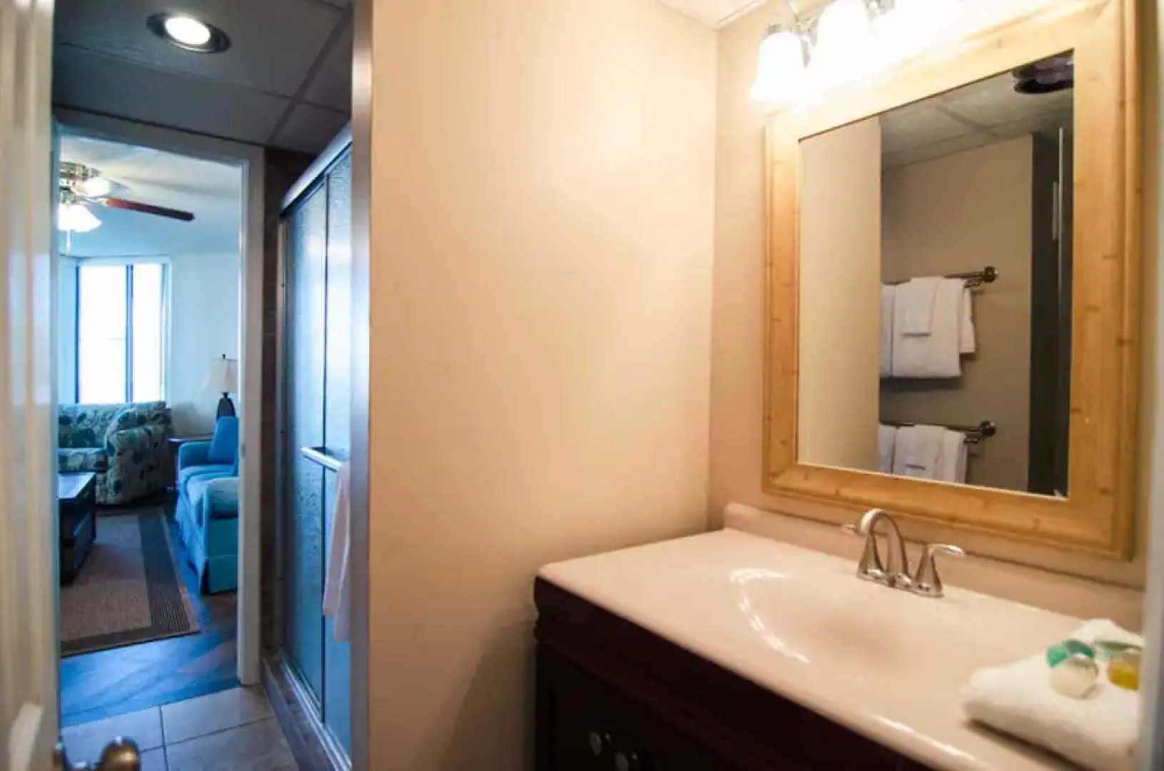 Sunbird Suites by Royal American Beach Getaways