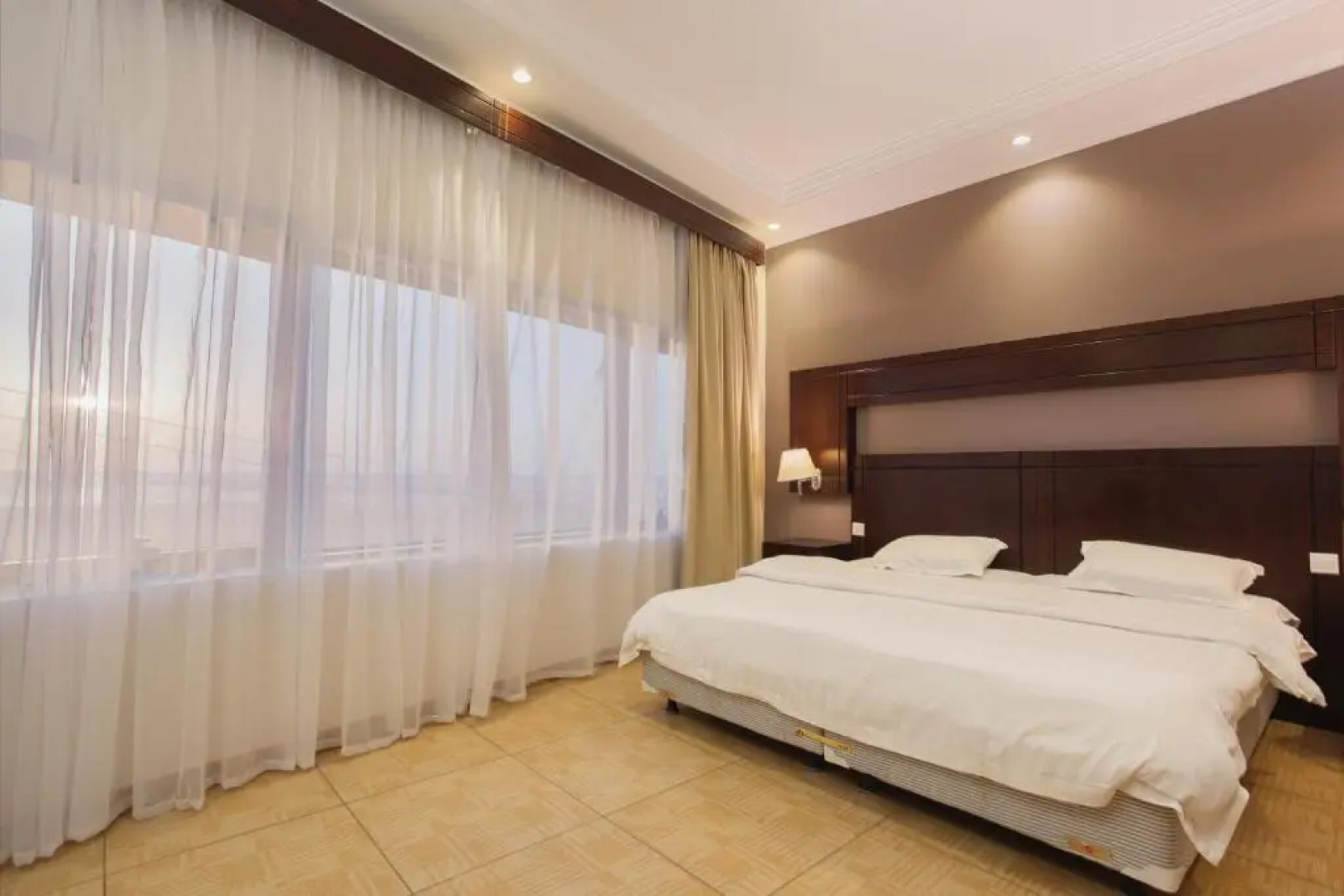 Sand Beach Suites(Families only)