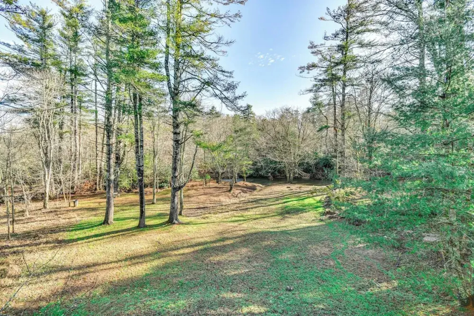 Riverfront Newland Home w/ Pool & Golf Club Access