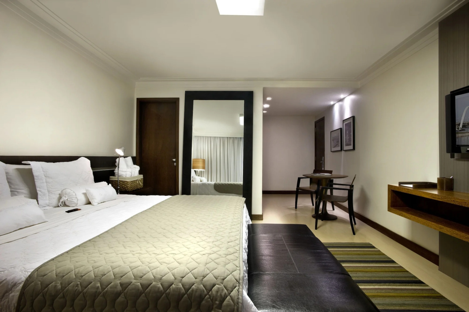 Sia Park Executive Hotel