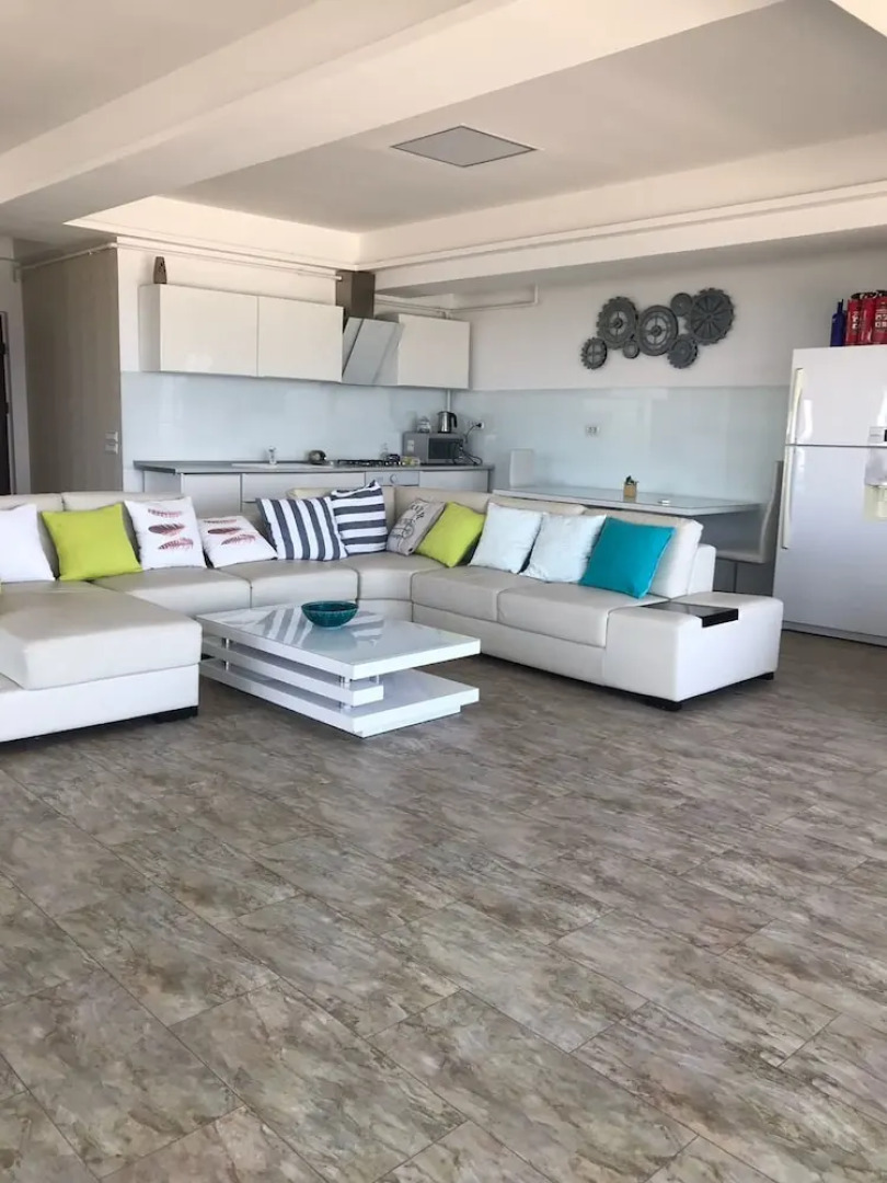 Sea View Penthouse Mamaia