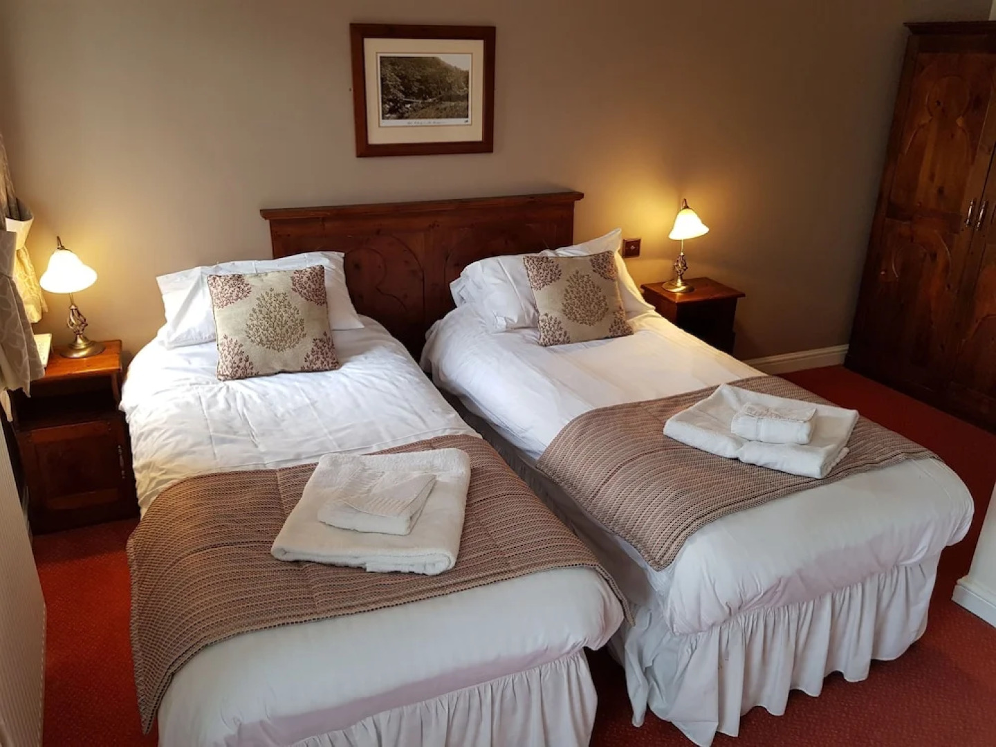 White Lion Royal Hotel