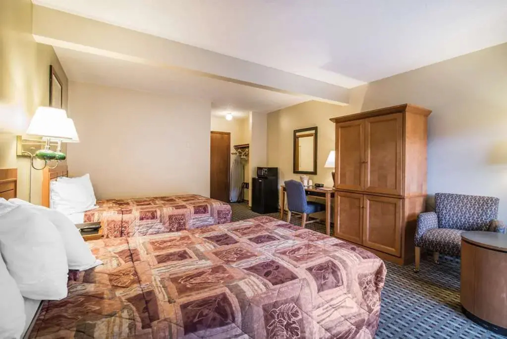 Econo Lodge Inn & Suites Lincoln