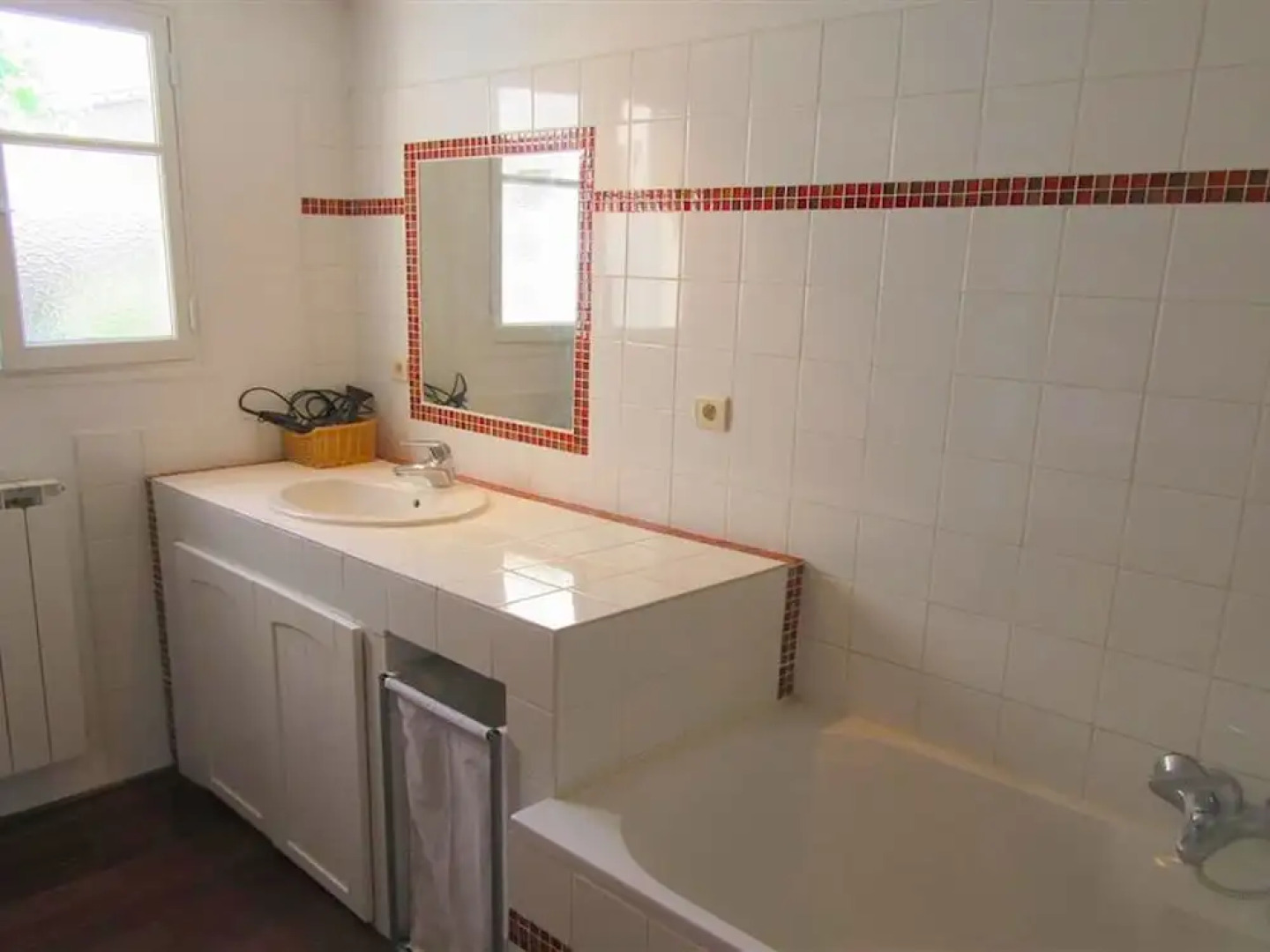 Characteristic Country House With Private Pool and Views of the Mont Ventoux