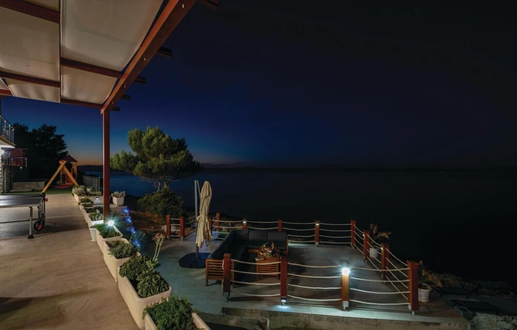 Nice Home in Crnja Luka With Wifi and 4 Bedrooms