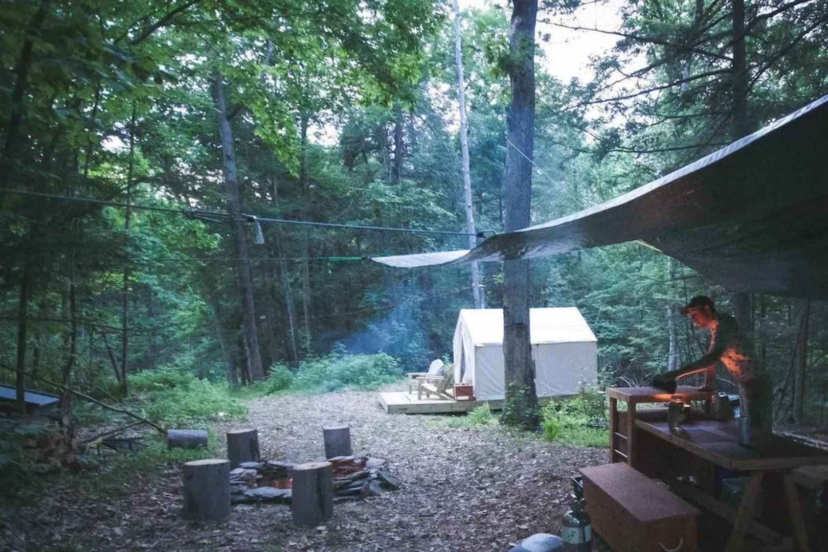 Tentrr- Hucklebuck Railway Camp