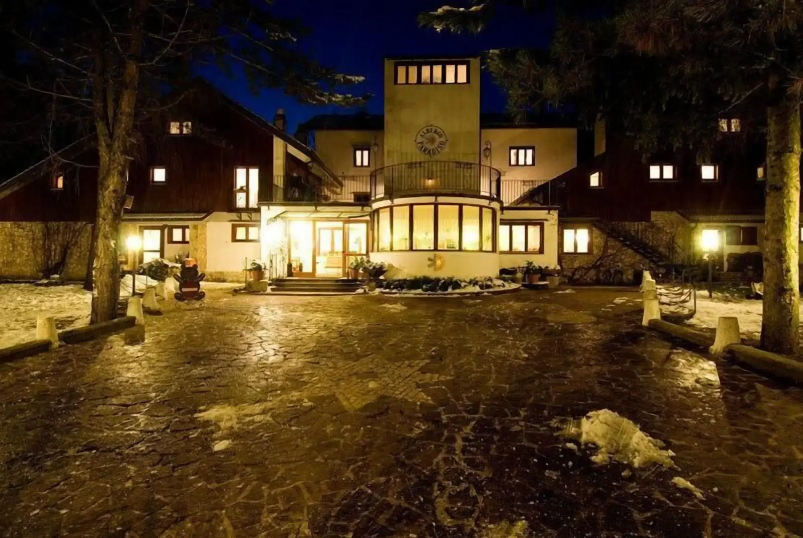 LH Hotel Paradiso