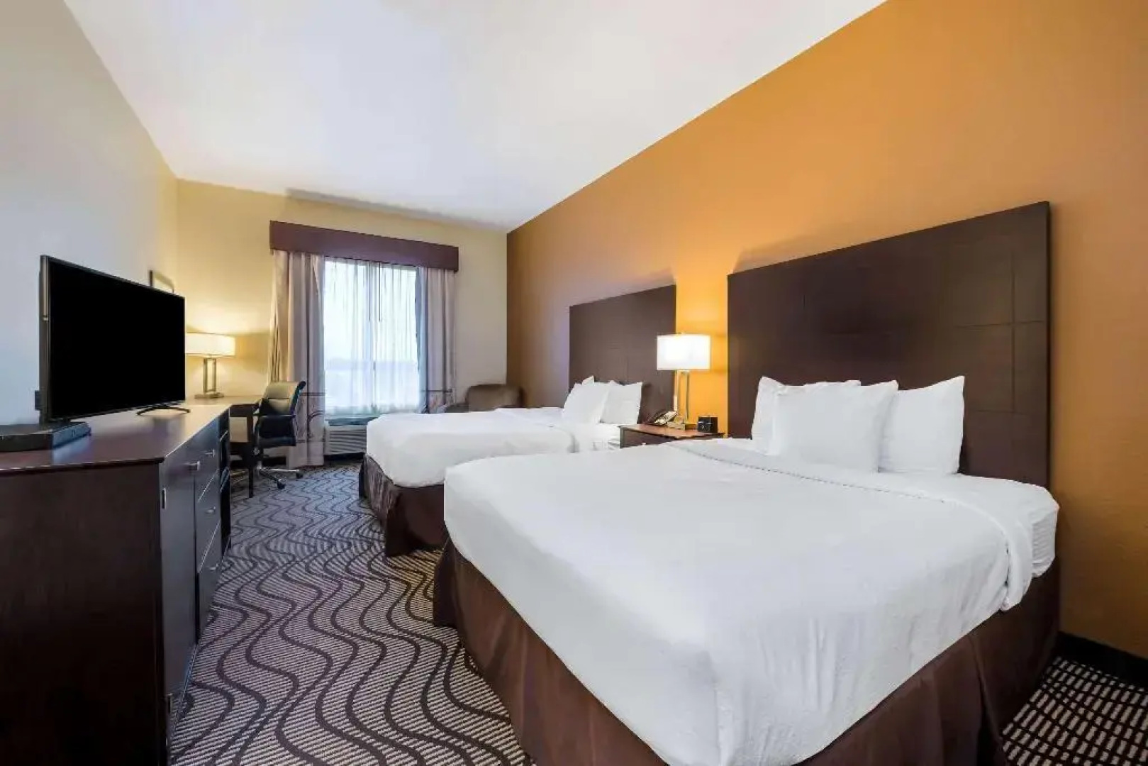 La Quinta Inn & Suites Marshall