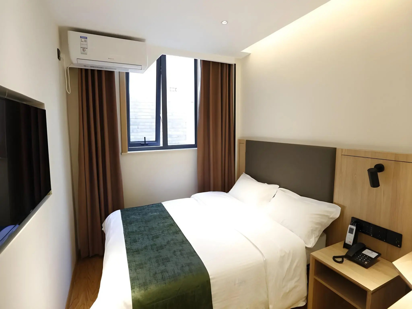 Green Tree Inn Express Beijing Xicheng District Dazhalan