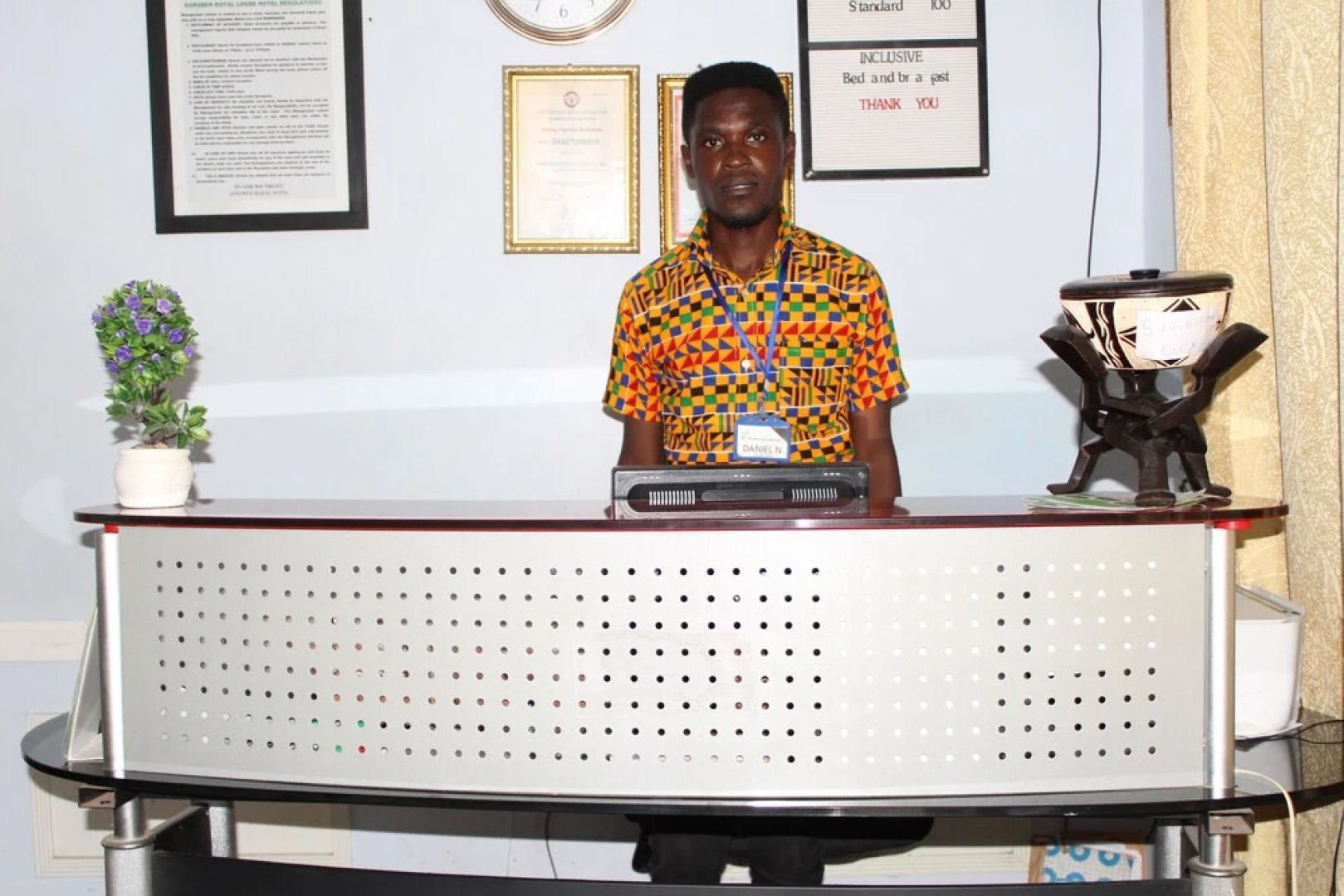 Gorsben Royal Lodge Hotel