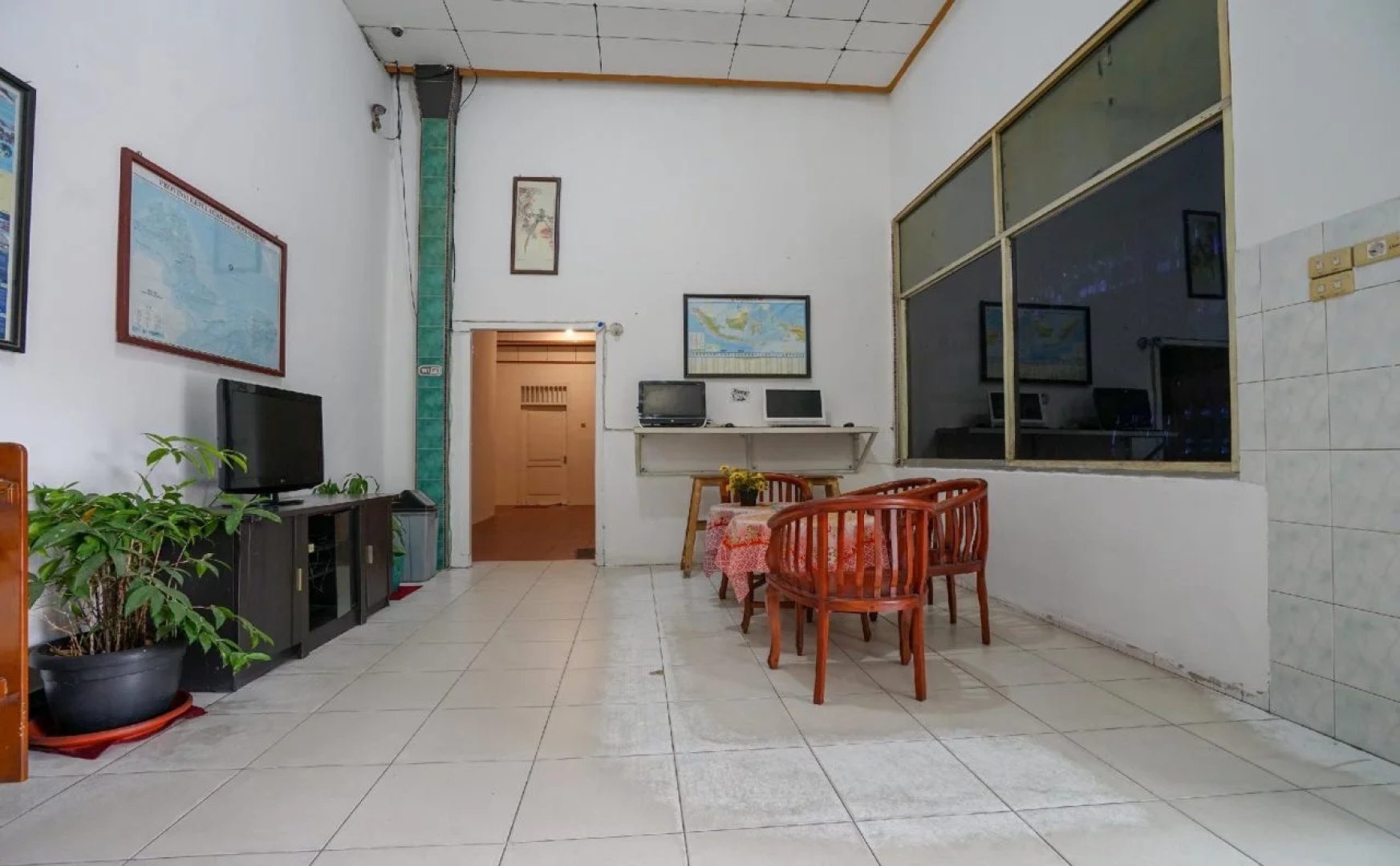 OYO 1216 Hotel Sejati