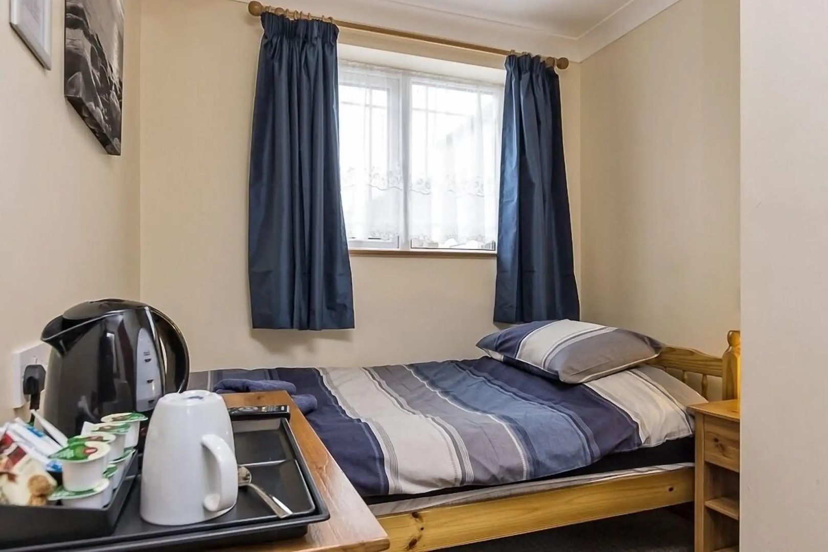 Thorne Central Guest House