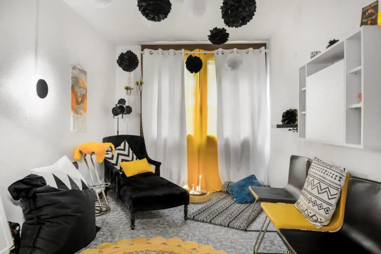 Neuchatel City Hotel