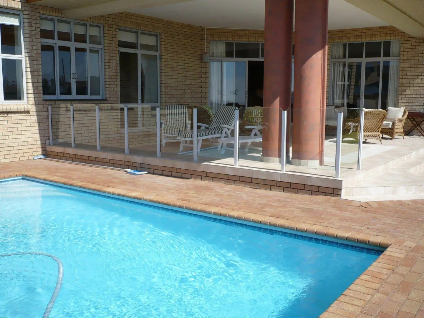 African Oceans Manor on the Beach