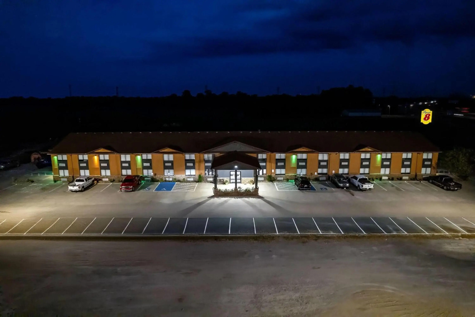 Super 8 by Wyndham Marston