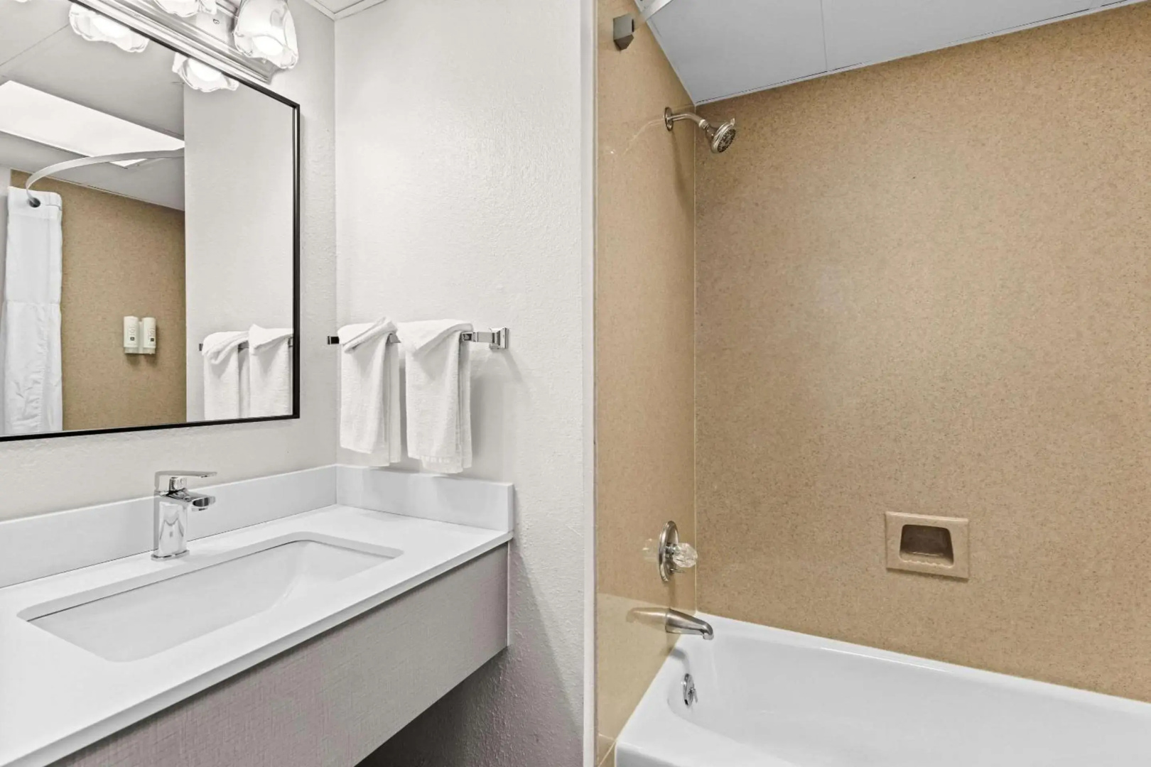 Quality Inn And Suites Dollywood