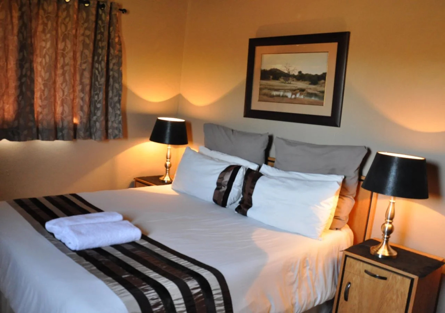 Ukutula Lodge & Game Reserve