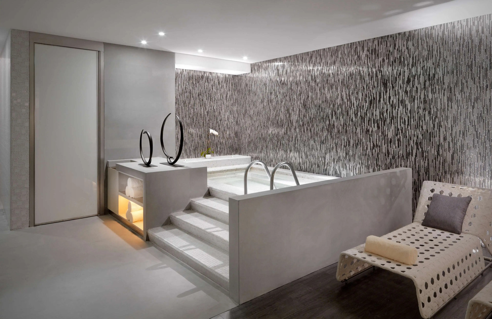 Hyatt Regency Tianjin East