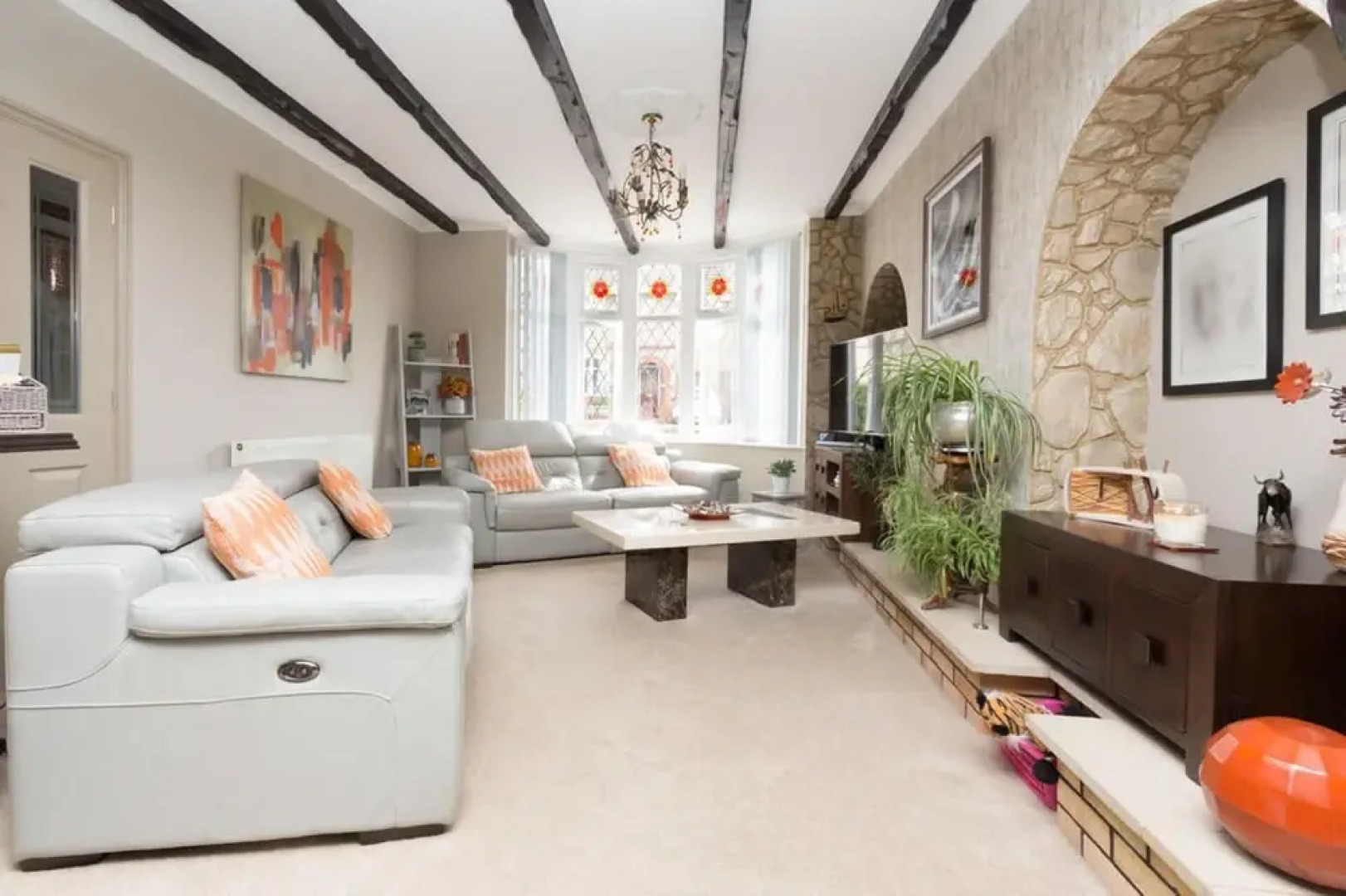 Charming 3-bed House in Wellingborough