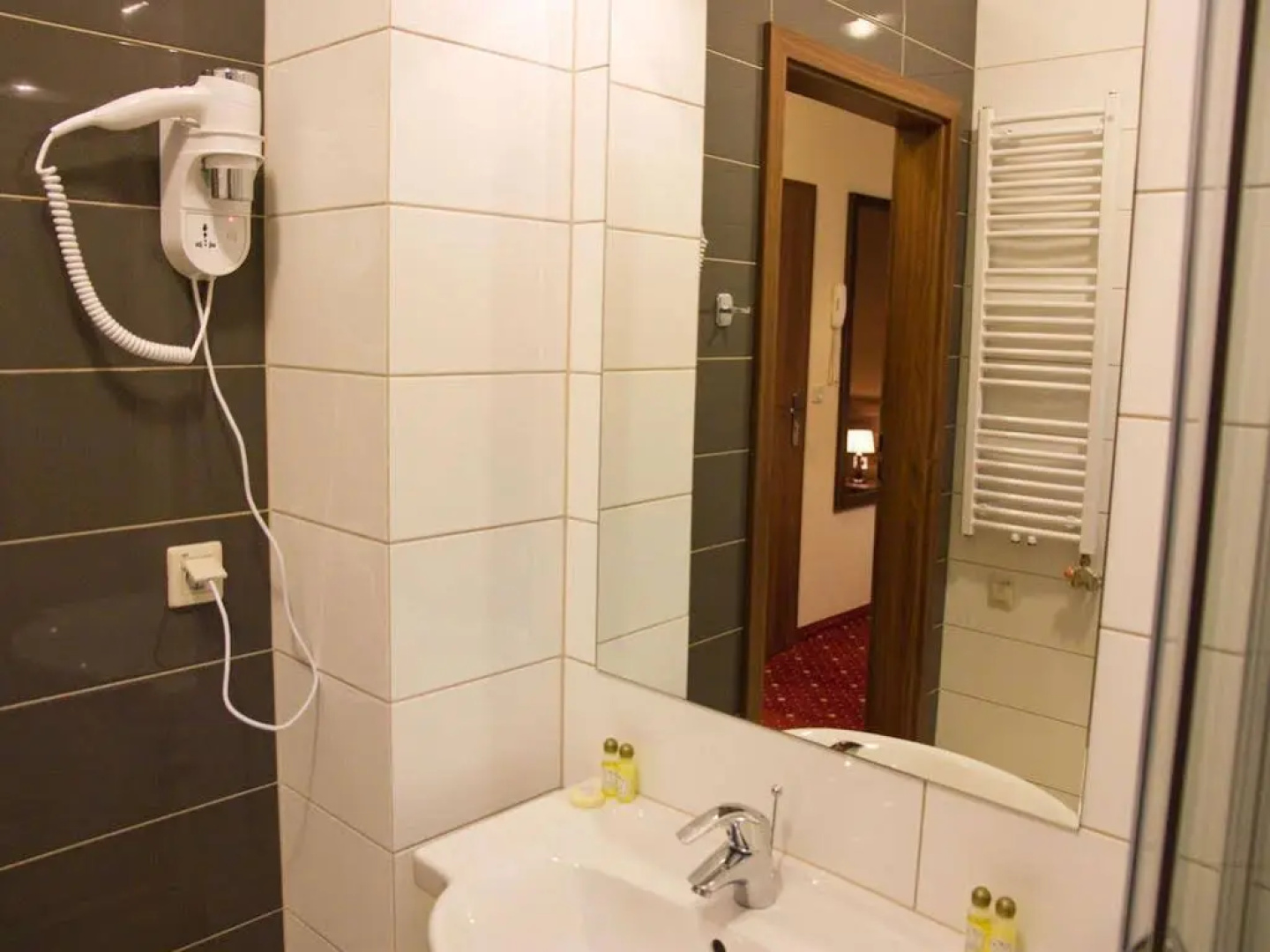 Отель Hotel i Restauracja Kochanów