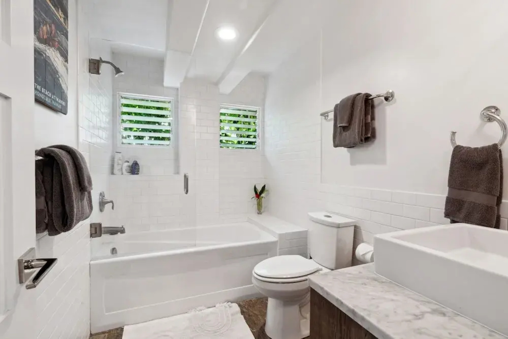 Hale Hanalei 5 Bedroom Home by RedAwning