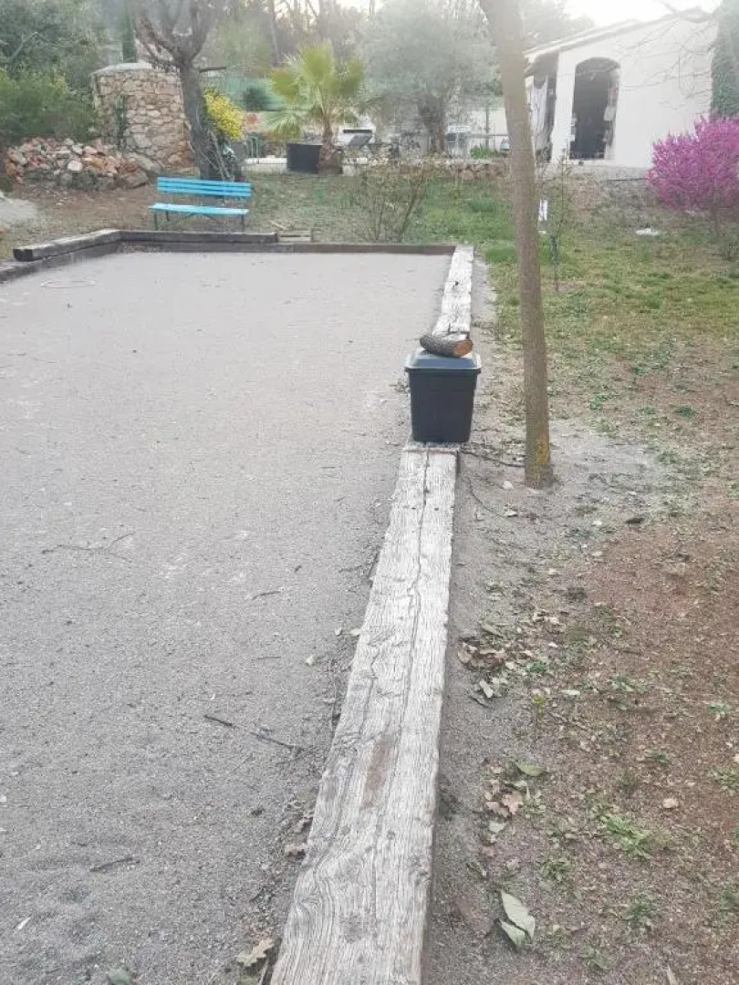 Lou Pitchoun Cabanon