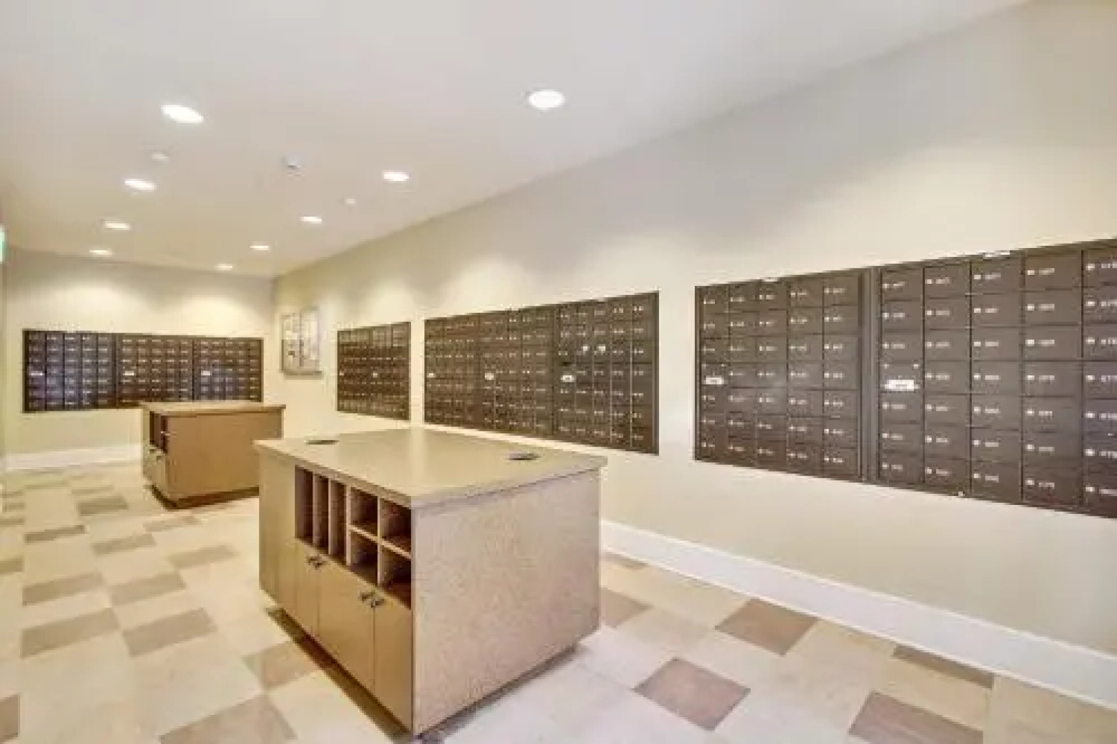 Bluebird Suites in Irvine