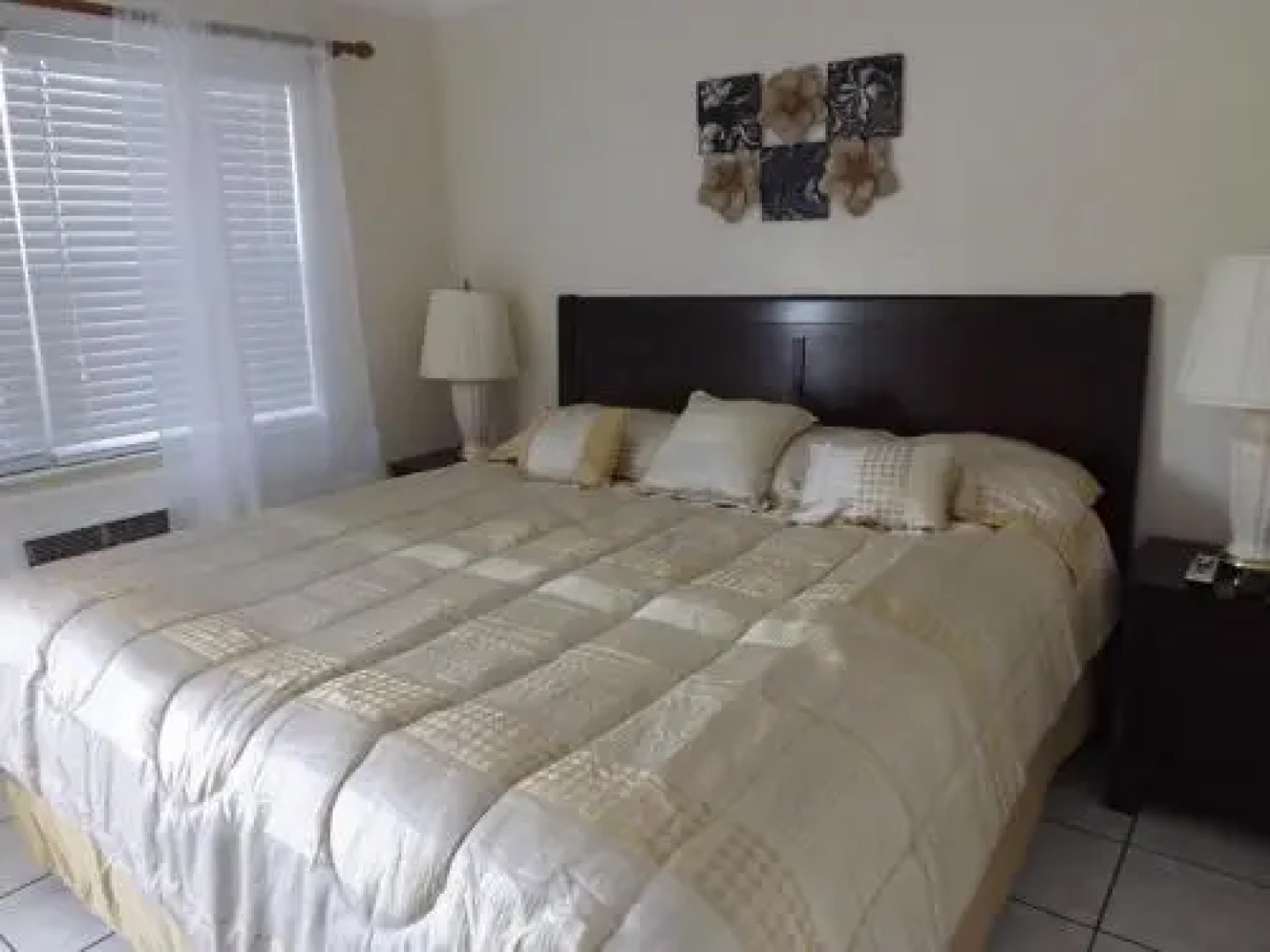 Eamon James Apartments