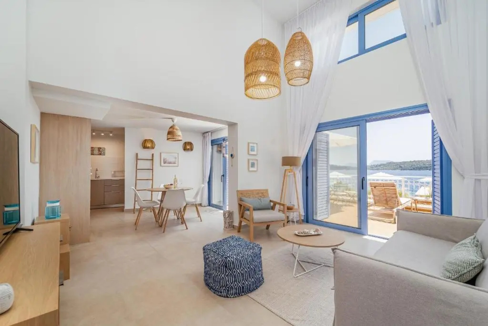 Lefkada Blue Luxury Apartments , Perigiali A2 deck level