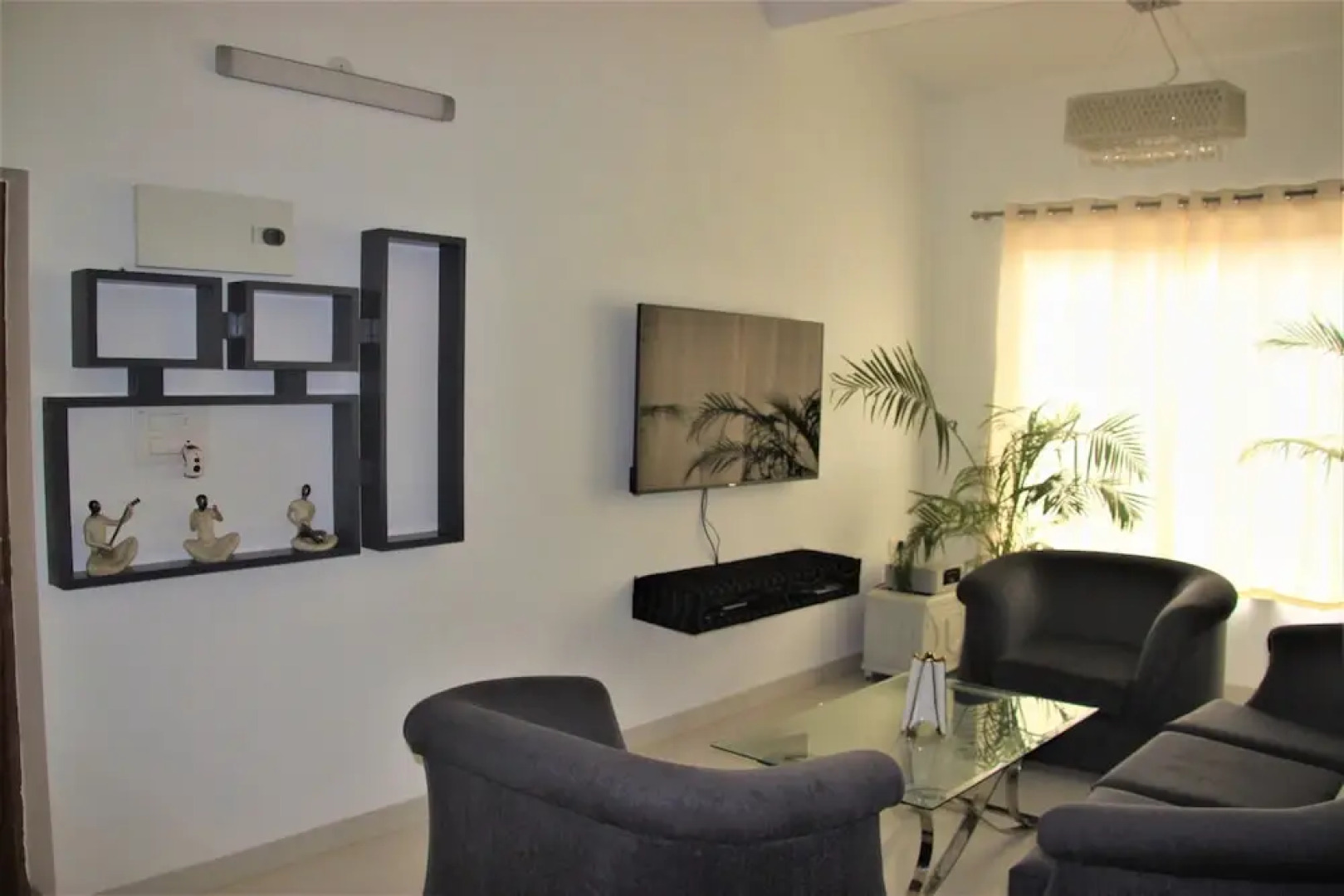 Sky Penthouse Vagator