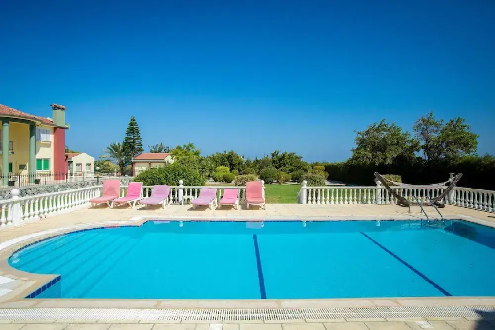 Villa - Sleeps 14 - Private Pool - Cinema Room