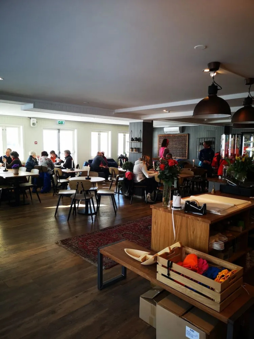 Henningsvær Guesthouse