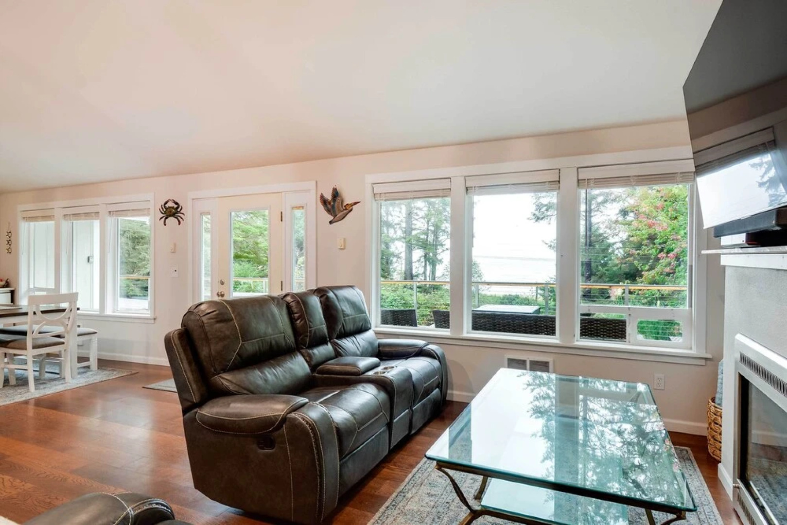 Serene Copalis Beach Getaway: Walk to Beach!