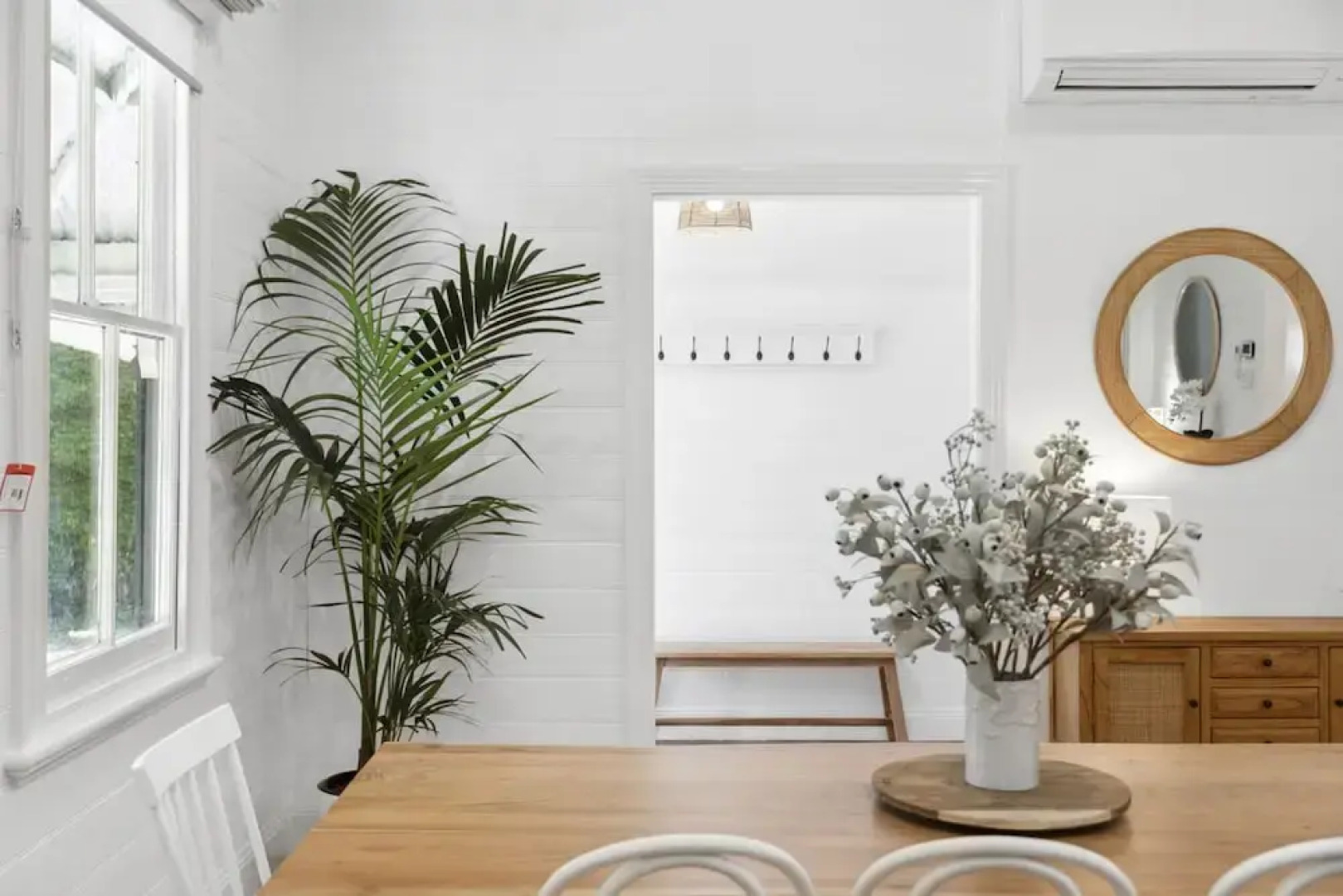 Ye Olde St Leonards Hotel Pet Friendly Sleeps 9