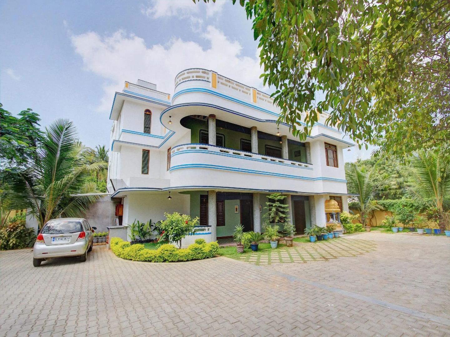 CAPITAL O 8928 Les Boganveillea