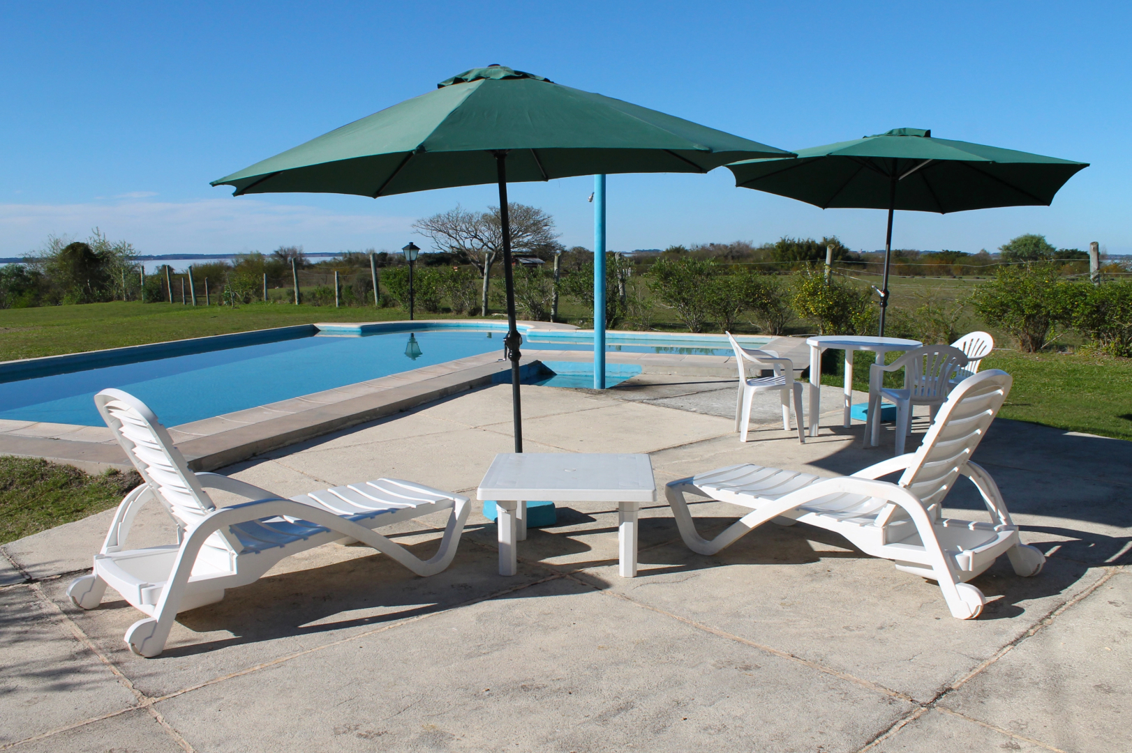 Brisas del Lago Apart & Hotel Federacion