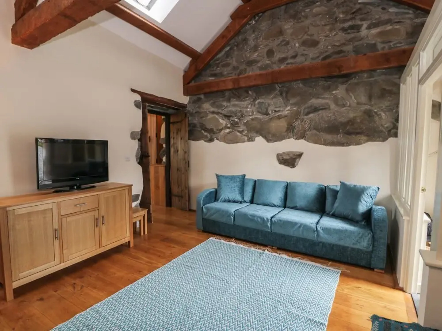 Ty Gwennol at Gilfach Goch