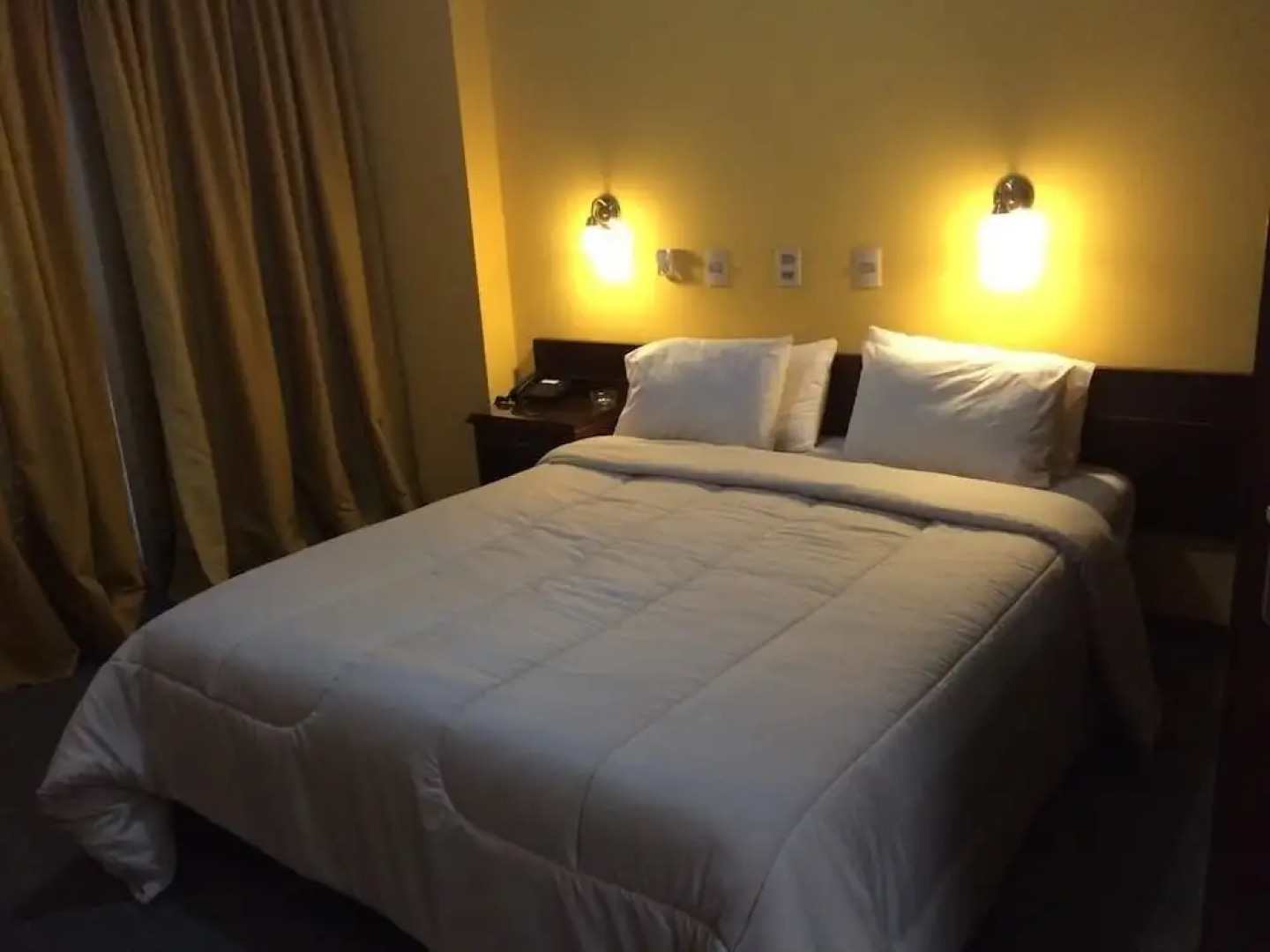 Manduvira Hotel Plaza