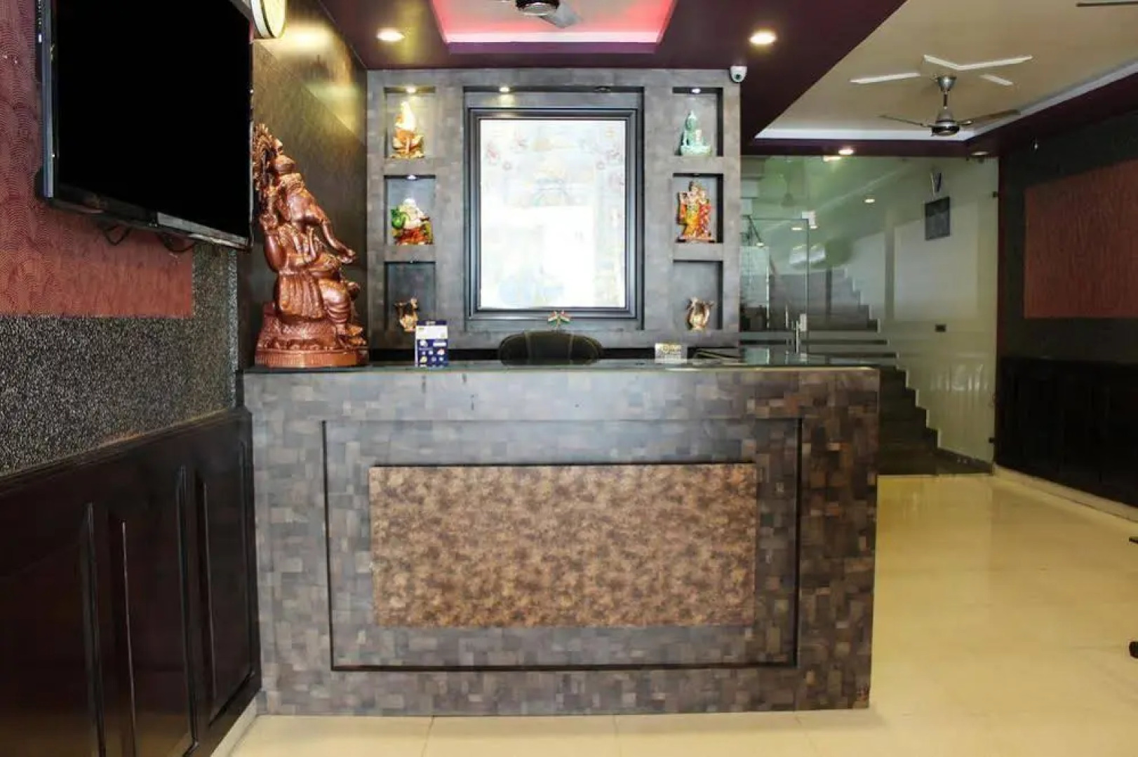 OYO Premium Nainital Road Haldwani