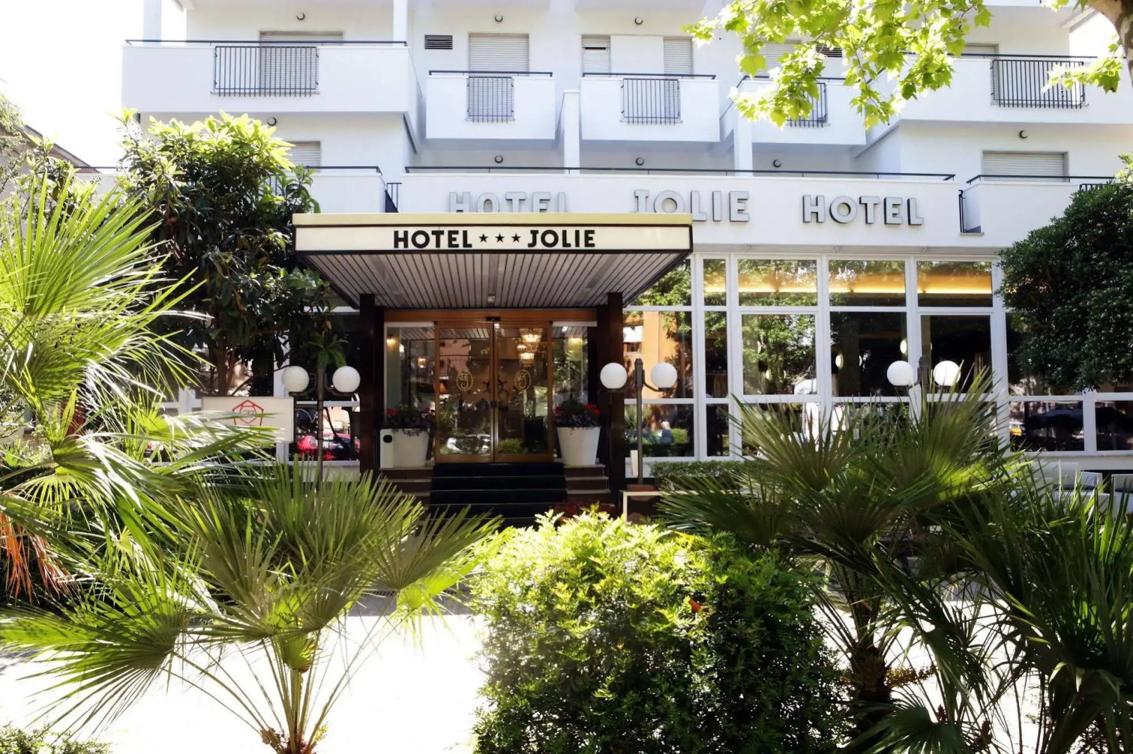 New Hotel Jolie