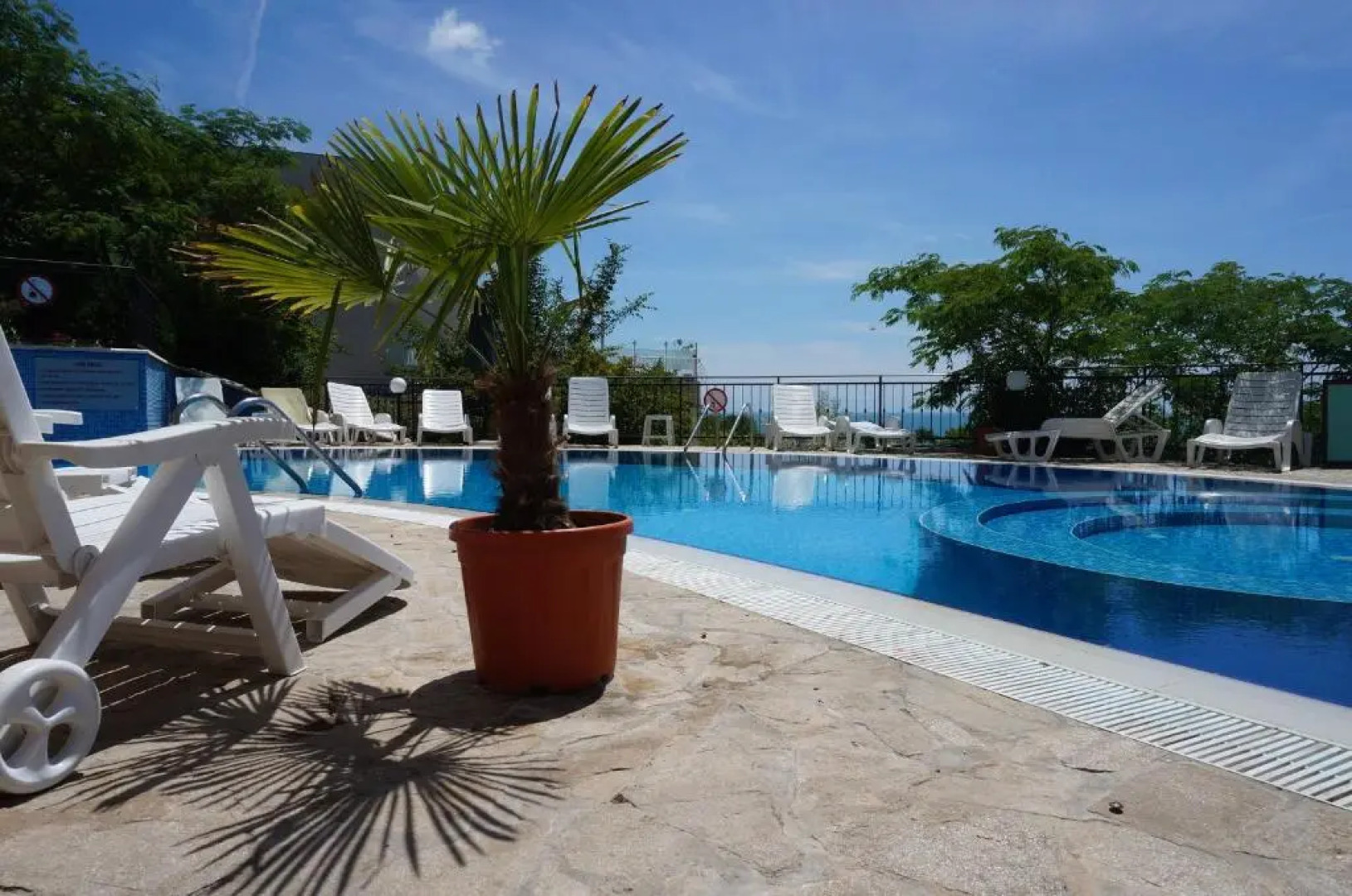 Apartments in Villa Saint George